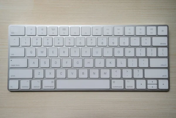 Клавиатура механическая RGB